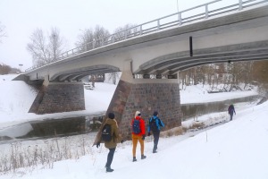 Travelnews.lv dodas 32 km pārgājienā Rendas apkārtnē Kuldīgas novadā