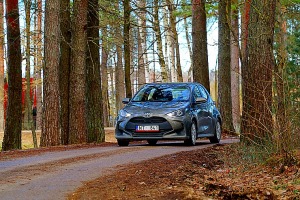 Travelnews.lv sadarbībā ar auto nomu «Sixt Latvija» apceļo Latviju ar jauno «Toyota Yaris Hybrid»