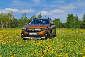 Travelnews.lv apceļo Latviju ar jauno «Dacia Sandero»