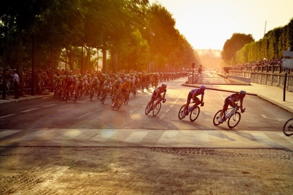 19. jūlijs vēsturē: Noslēdzas pirmais «Tour de France» velomaratons