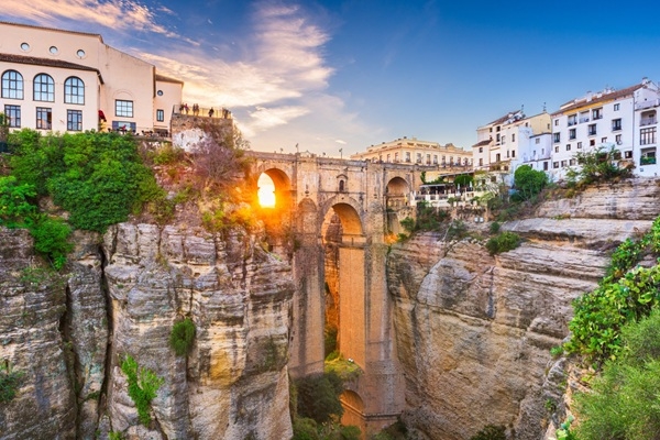 Saule, kultūra un jūra: kāpēc Malaga ir ideāls atpūtas galamērķis