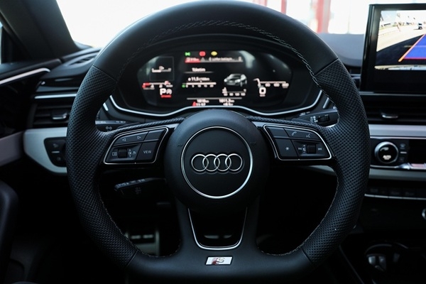 Pieaug jauniešu interese par auto līzingu: kā izvairīties no dārgām kļūdām?