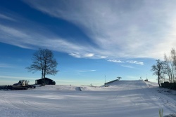 Atpūtas un ceļojumu piedāvājumi 26.11.2025 - 02.12.2025 Madonā sākas jaunā slēpošanas sezona Madonas TIC