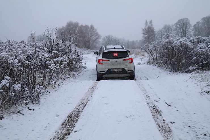 Travelnews.lv ar jauno «Renault Captur intens e-tech 160 plug-in hybrid» apceļo Latviju 294978