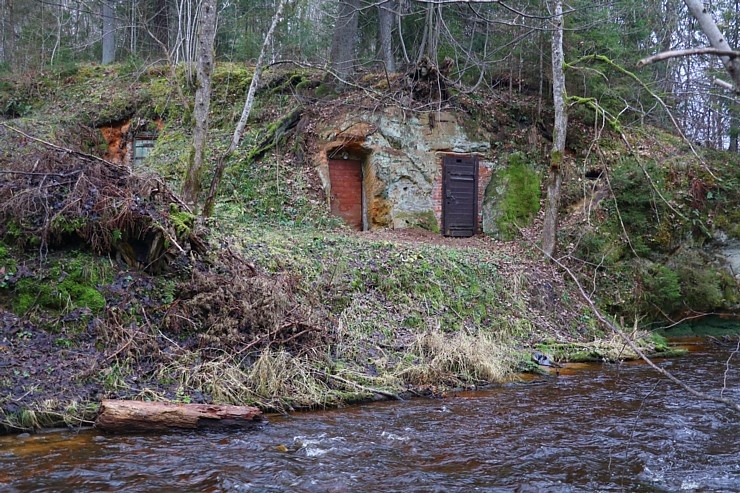 Travelnews.lv iepazīst Līgatnes upes apkārtni 27 km pārgājienā 295238