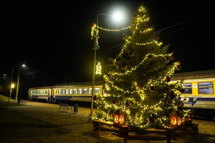 Uz Tukumu pēc smukuma un Ziemassvētkiem. Foto: Andris Jermuts 295548