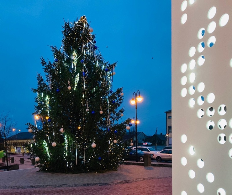 Senā Latgales pilsēta Ludza jau gatava svētkiem. Foto: Jana Dukaļska 295666