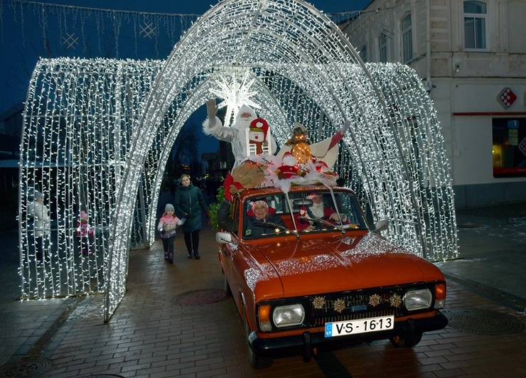 Latgales pilsēta Daugavpils gaida Jauno gadu. Foto: Andrejs Jemeļjanovs 296180