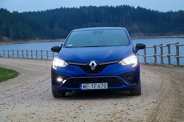 50 bildes - «Renault Clio E-TECH 140 HYBRID» 296213