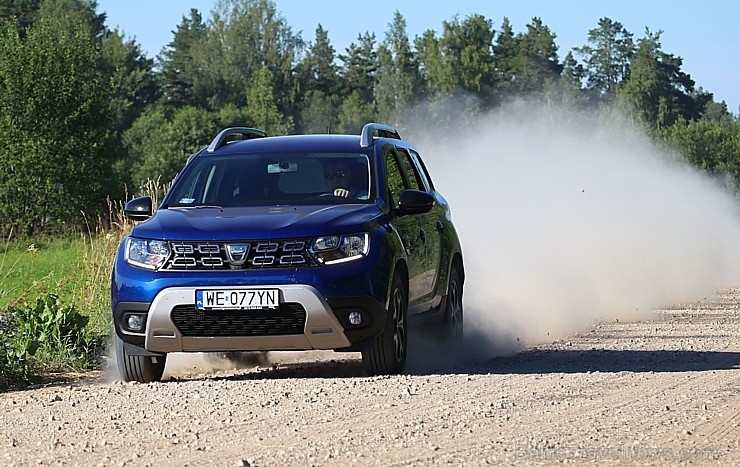 55 bildes - «Dacia Duster TCe 100 LPG» 296221