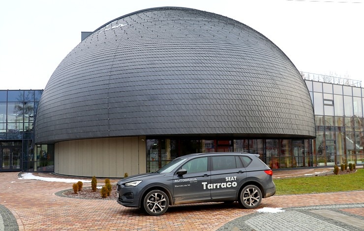 Travelnews.lv ar jauno «Seat Tarraco FR 1.5 TSI» apceļo Siguldu, Turaidu, Lielvārdi un Doles salu 296381