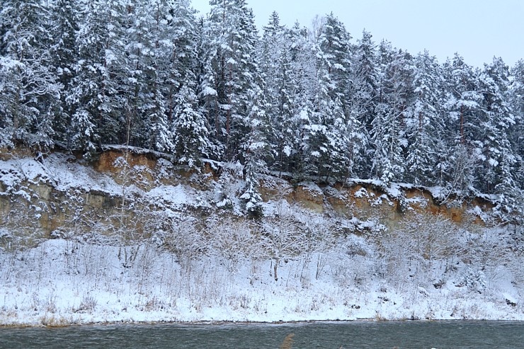 Travelnews.lv dodas 16 km pārgājienā gar Ventu un Šķērveli Skrundas novadā 296485