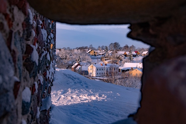 Kad Latgales pilsētu Ludzu pārklāj sniegs 296612