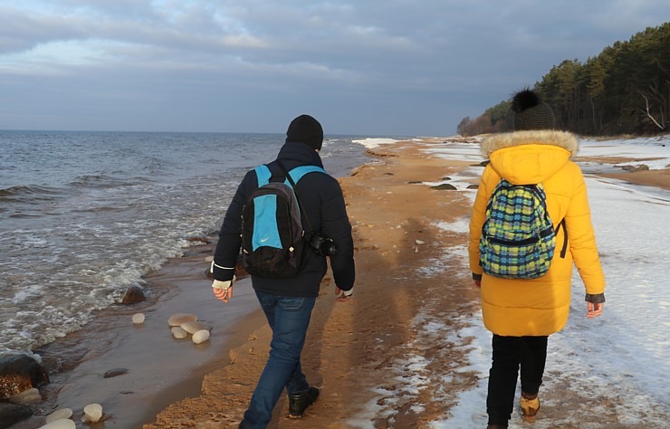 Pārgājiena maršrutā Tūja - Ķurmrags - Veczemju klintis dodas Travelnews.lv redakcija 297013