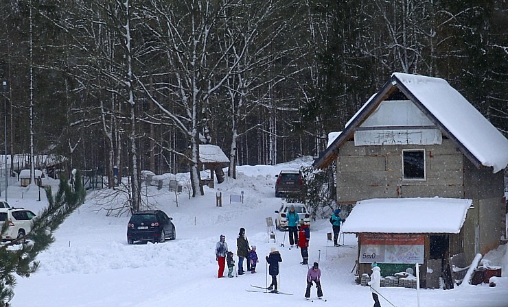 Travelnews.lv dodas 14 km pārgājienā Tukuma novada Sveikuļu apkārtnē 297196