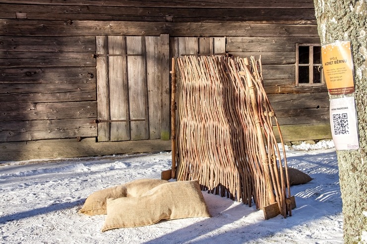 Ventspils Piejūras brīvdabas muzejā aizvadīta Meteņu diena. Foto: Oskars Jūra 297519