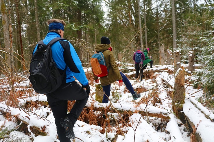 Travelnews.lv dodas 37 km pārgājienā Dundagas apkārtnē 2.daļa 298252