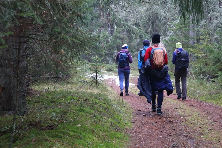 Travelnews.lv dodas 20 km pārgājienā Pāvilostas apkārtnē 1.daļa 298330