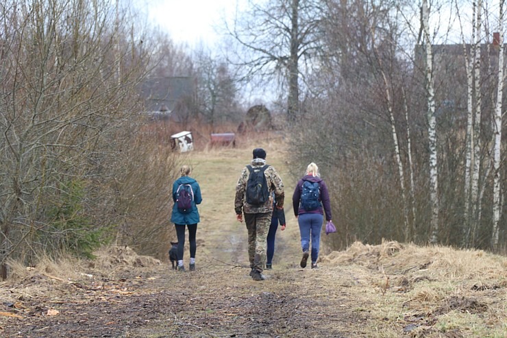 Travelnews.lv dodas 28 km pārgājienā Gārsenes apkārtnē 3.daļa 299463