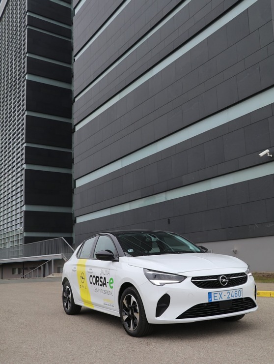 Travelnews.lv ar jauno elektrisko vāģi «Opel Corsa-e» apceļo Vidzemi 299823