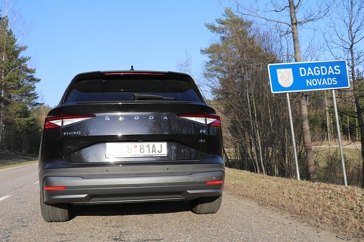 Travelnews.lv pirmo reizi apceļo Latgali 600 km maršrutā ar elektrisko «Škoda Enyaq iV 80» 300224