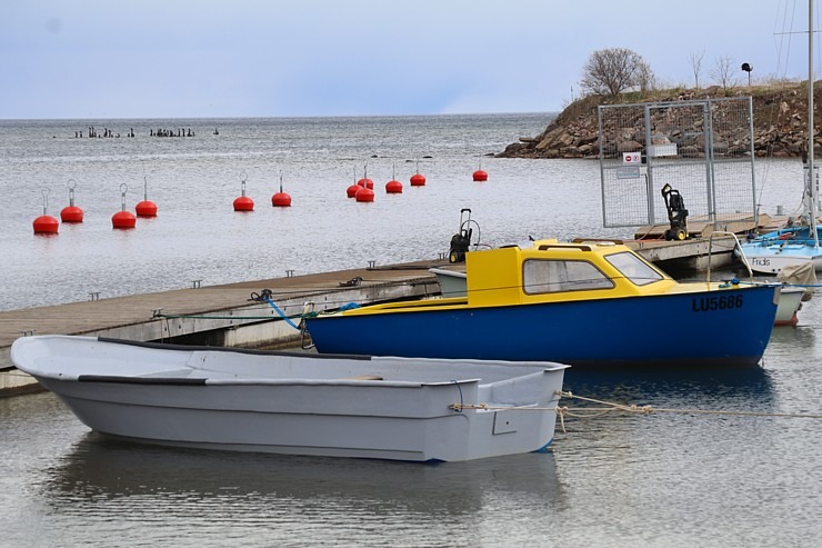 Travelnews.lv dodas 20 km pārgājienā gar Rīgas līča krastu Engures pusē 300888