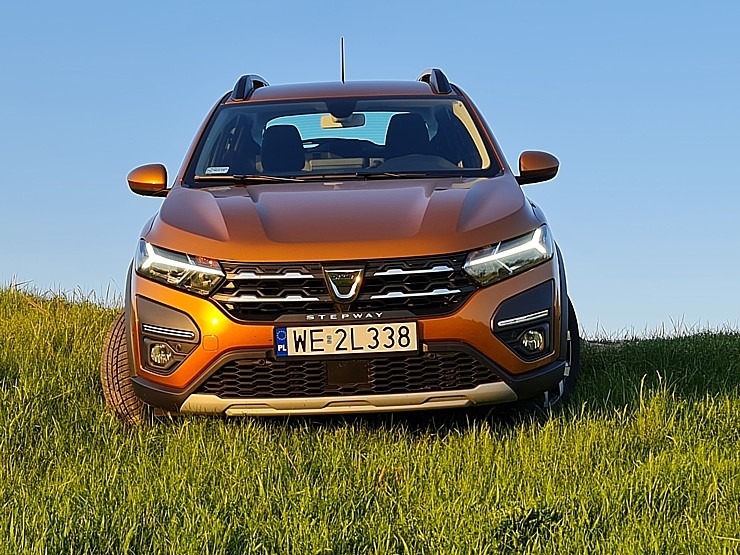 Travelnews.lv ar jauno «Dacia Sandero» apceļo Latgali un iepazīst burvīgu naktsmītni 301085