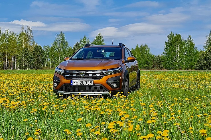 Travelnews.lv apceļo Latviju ar jauno «Dacia Sandero» 301158