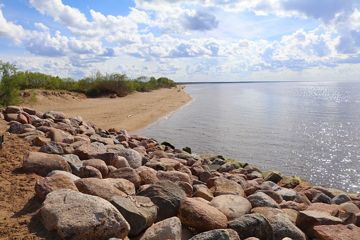 Travelnews.lv apmeklē Rietumu molu, Daugavgrīvas bāku un piedzīvo reņģu ķeršanu 301426