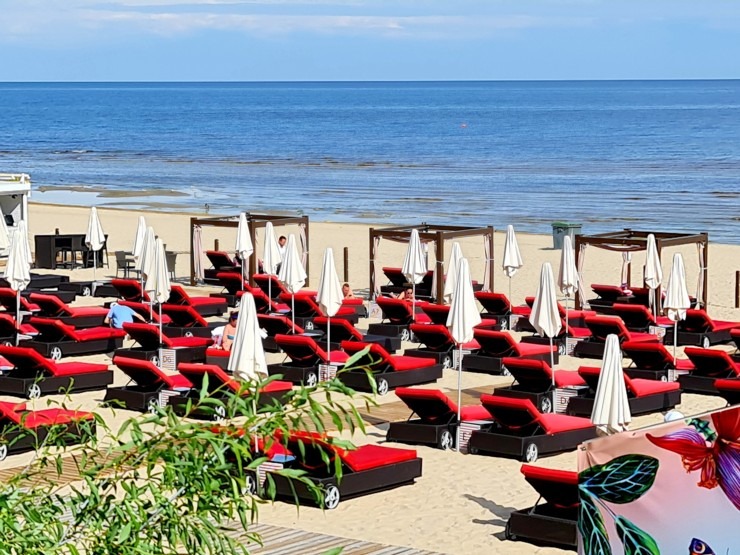 Jūrmalas pludmales viesnīca «Baltic Beach Hotel» piedāvā jūru, smiltis, sauli un servisu 302202