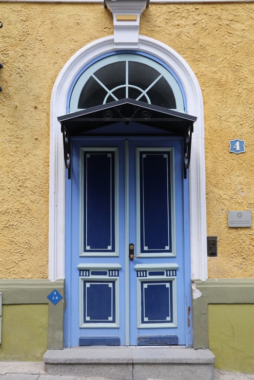 Travelnews.lv apciemo Tallinu un izveido vairāk nekā 50 vecpilsētas durvju kolekciju 302586