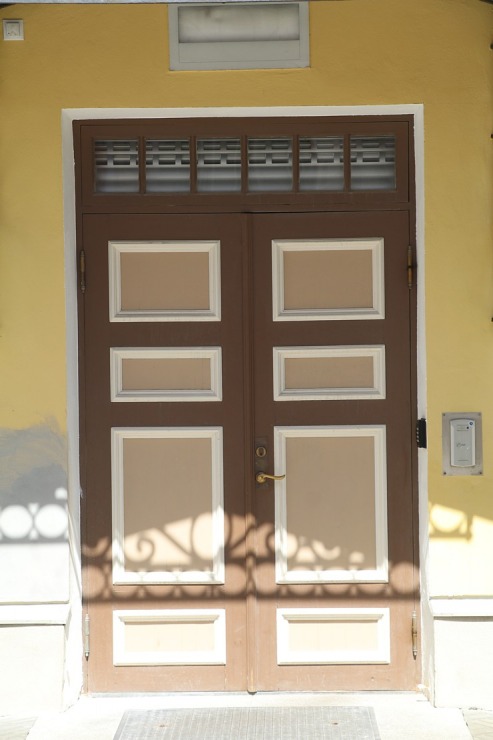Travelnews.lv apciemo Tallinu un izveido vairāk nekā 50 vecpilsētas durvju kolekciju 302592