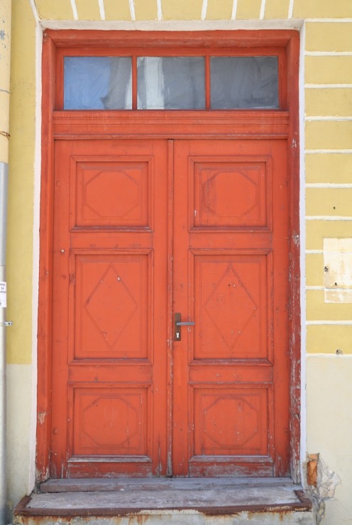 Travelnews.lv apciemo Tallinu un izveido vairāk nekā 50 vecpilsētas durvju kolekciju 302560
