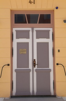 Travelnews.lv apciemo Tallinu un izveido vairāk nekā 50 vecpilsētas durvju kolekciju 39