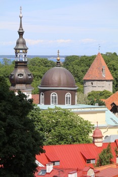 Travelnews.lv fotopiezīmes: Tallinas vecpilsēta slavējas ar viduslaiku torņiem 7