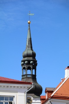 Travelnews.lv fotopiezīmes: Tallinas vecpilsēta slavējas ar viduslaiku torņiem 9