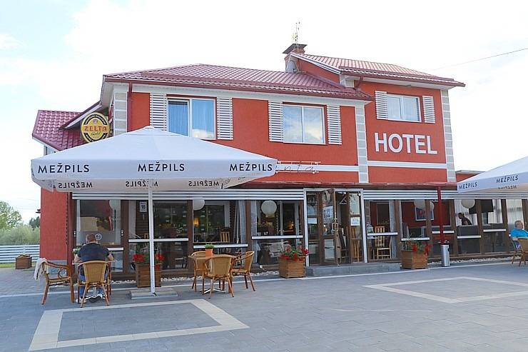 Travelnews.lv izbauda Alūksnes viesnīcas «Hotel Jolanta» restorāna svinīgas vakariņas 302916