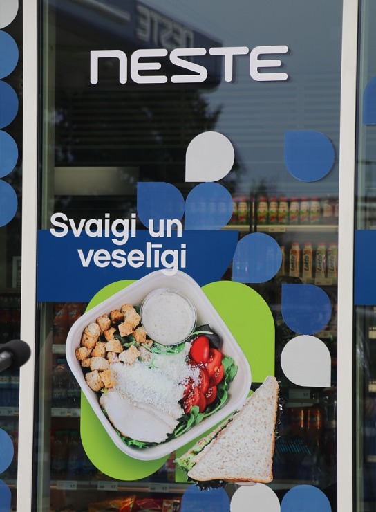 «Neste» sadarbībā ar «Paulig Latvija» atver Latvijā pirmo pašapkalpošanās veikalu «Neste Easy Deli» 304674