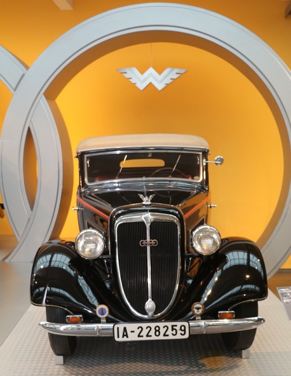 Travelnews.lv apmeklē vietu, kur dzima auto zīmols «AUDI» - «August Horch Museum Zwickau» Cvikavā 304937