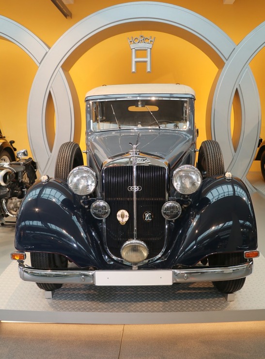 Travelnews.lv apmeklē vietu, kur dzima auto zīmols «AUDI» - «August Horch Museum Zwickau» Cvikavā 304938