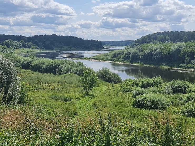 Travelnews.lv izbauda Krāslavas novada viesmīlību, kempingu «Siveri», 1500 lelles un Pauliņa keramiku 305001