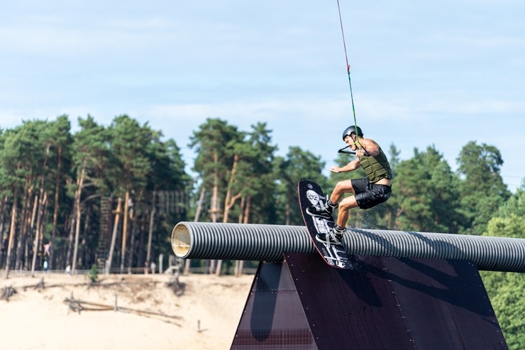 Aizvadīts gadskārtējais «BB Summer Jam» ar vairākām ekstrēmo sporta veidu sacensībām un labu mūziku 305135