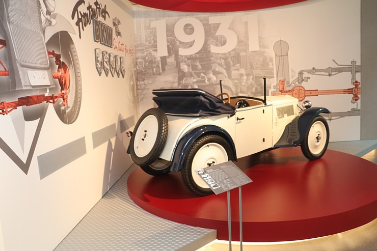 «Audi» zīmola faniem noteikti jāapmeklē muzejs «August Horch Museum Zwickau» Cvikavā 305284