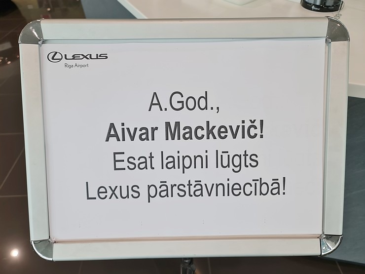 Travelnews.lv apceļo Latviju ar jauno piektās paaudzes «Lexus LS 500h AWD», kas maksā 145 000 eiro 305319