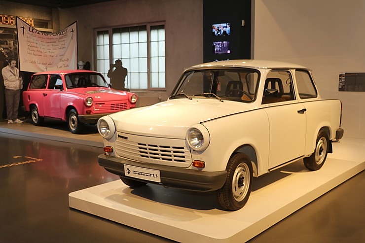 Cvikavas «Audi» un «Trabant» muzejā «August Horch Museum Zwickau» var arī apprecēties 306005
