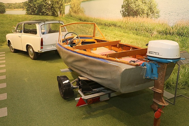 Cvikavas «Audi» un «Trabant» muzejā «August Horch Museum Zwickau» var arī apprecēties 305993