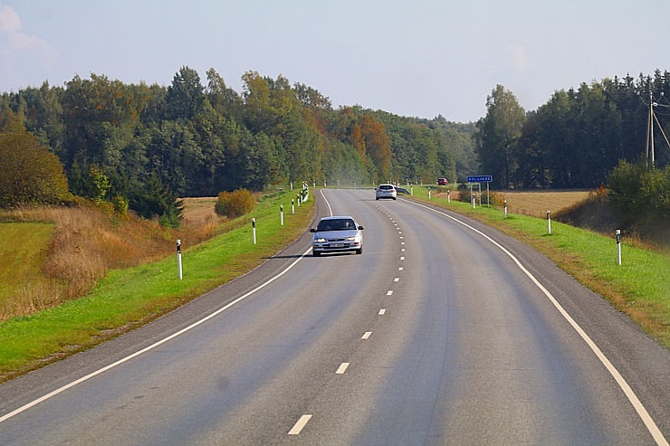 Travelnews.lv ar sabiedrisko transportu ceļo maršrutā Tallina - Muhu sala - Sāremā 306950