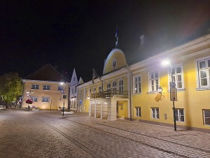 Travelnews.lv noķer dažus fotomirkļus Sāmsalas galvaspilsētā Kuresārē 47
