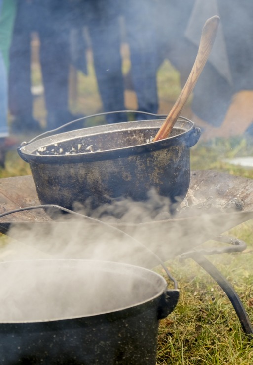 Rēzekne organizē iespaidīgu Miķeldienas grūbu tirgu. Foto: Inga Pudnika-Skerškāne 308008