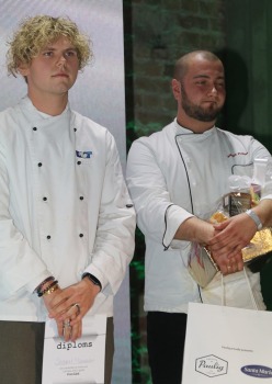 «Latvijas gada pavārs 2021» ir Dinārs Zvidriņš un «Latvijas gada pavārzellis 2021» ir Aleksandra Krūka 14